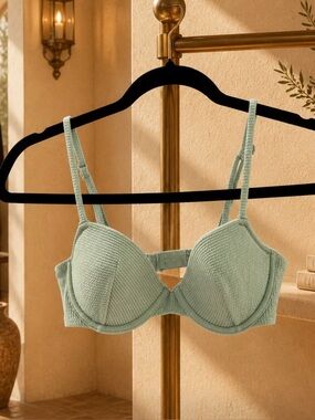 H&M Mint Green Textured Bikini Top Swimwear Women's Size 32B